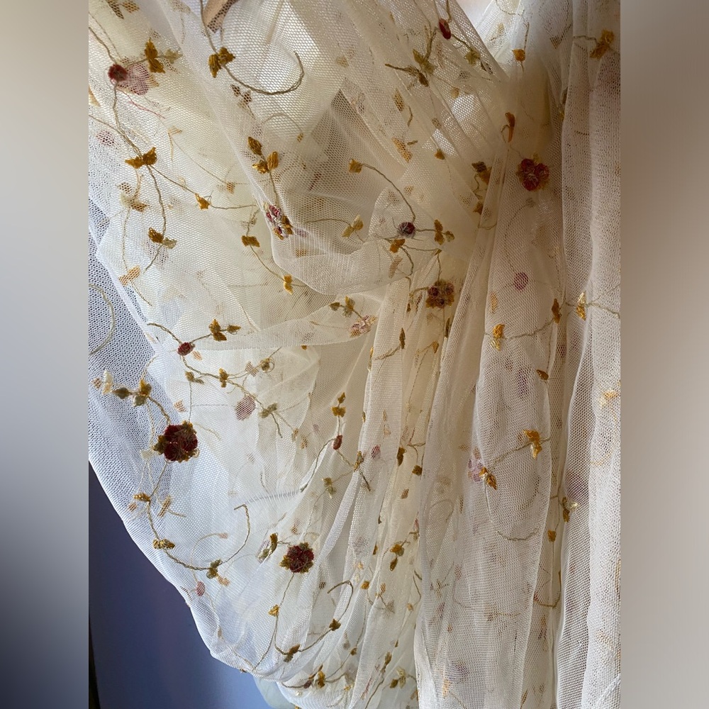 Curtain Boho Embroidered Flower Look Beautiful Flowers Orange Red Yellow - Picture 6 of 7